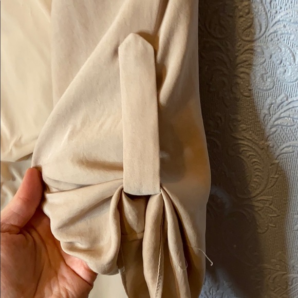 3/$20 Richard Chai Love top - Picture 5 of 6